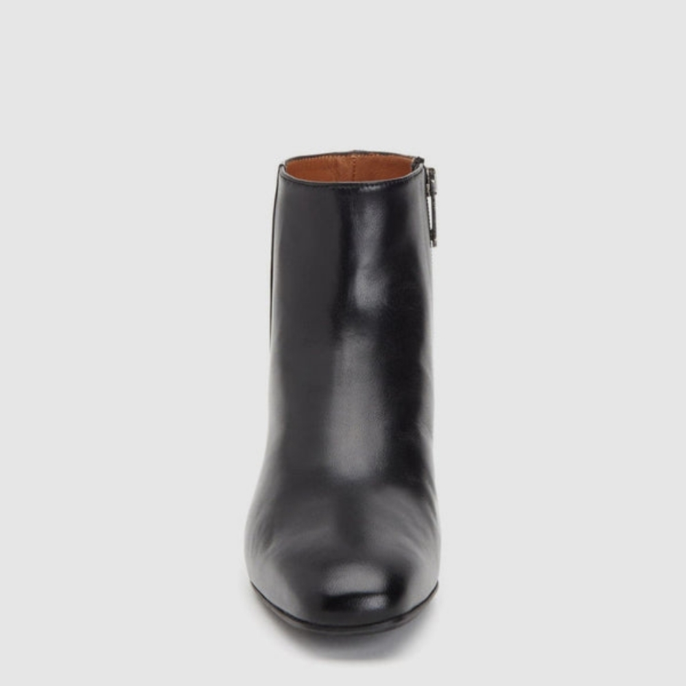 Aquatalia Women's Black Ankle Boots Size 10 "Ulyssaa"